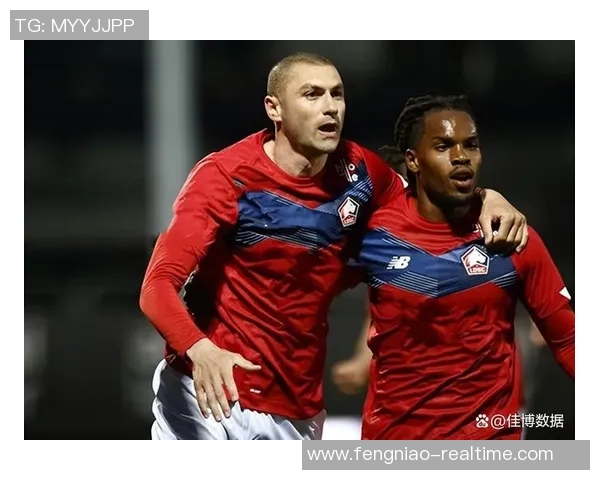 中超激战巴黎圣日耳曼险胜马竞点球大战引发全场狂欢