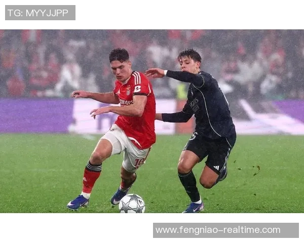 本菲卡逆袭曼联3-0胜利时刻成欧冠历史冷门引发全场狂欢